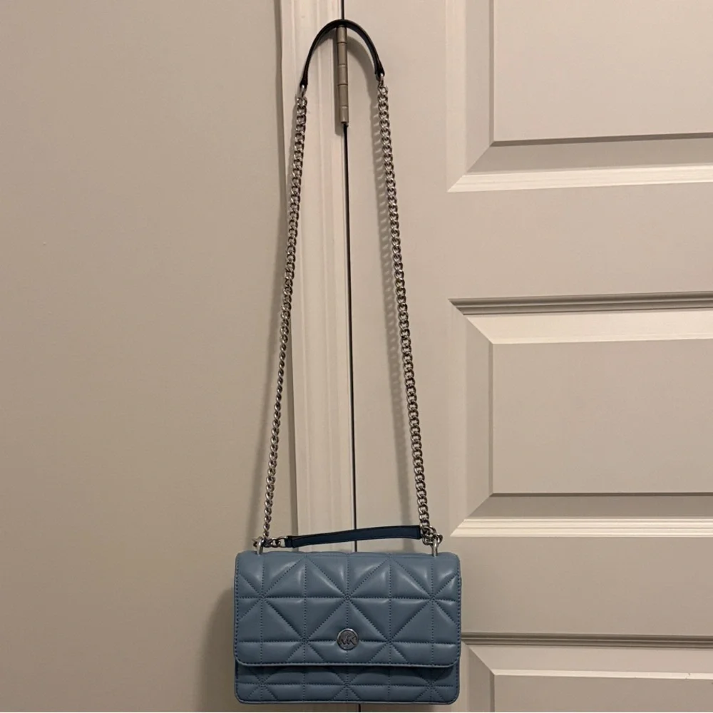 Michael Kors Blue Quilted Shoulder Bag with Silver Chain - Picture 3 of 8